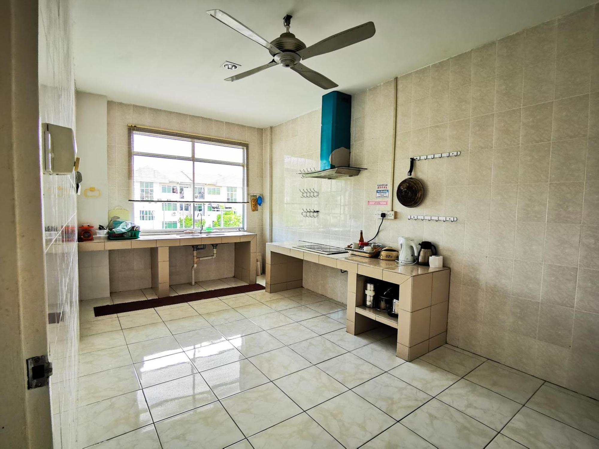 Natol Homestay - Kuching Home Penthouse Airport Road Экстерьер фото
