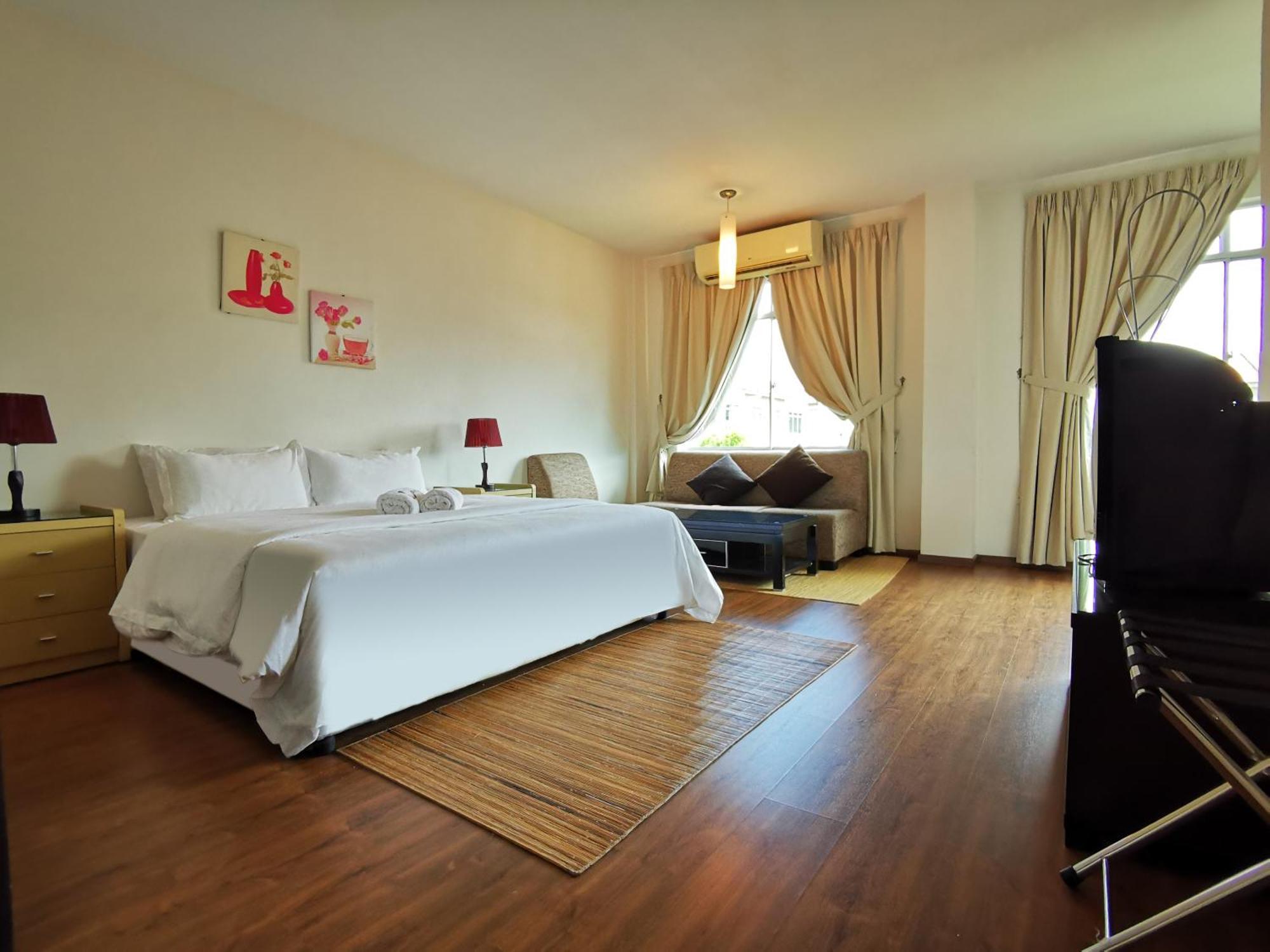 Natol Homestay - Kuching Home Penthouse Airport Road Экстерьер фото