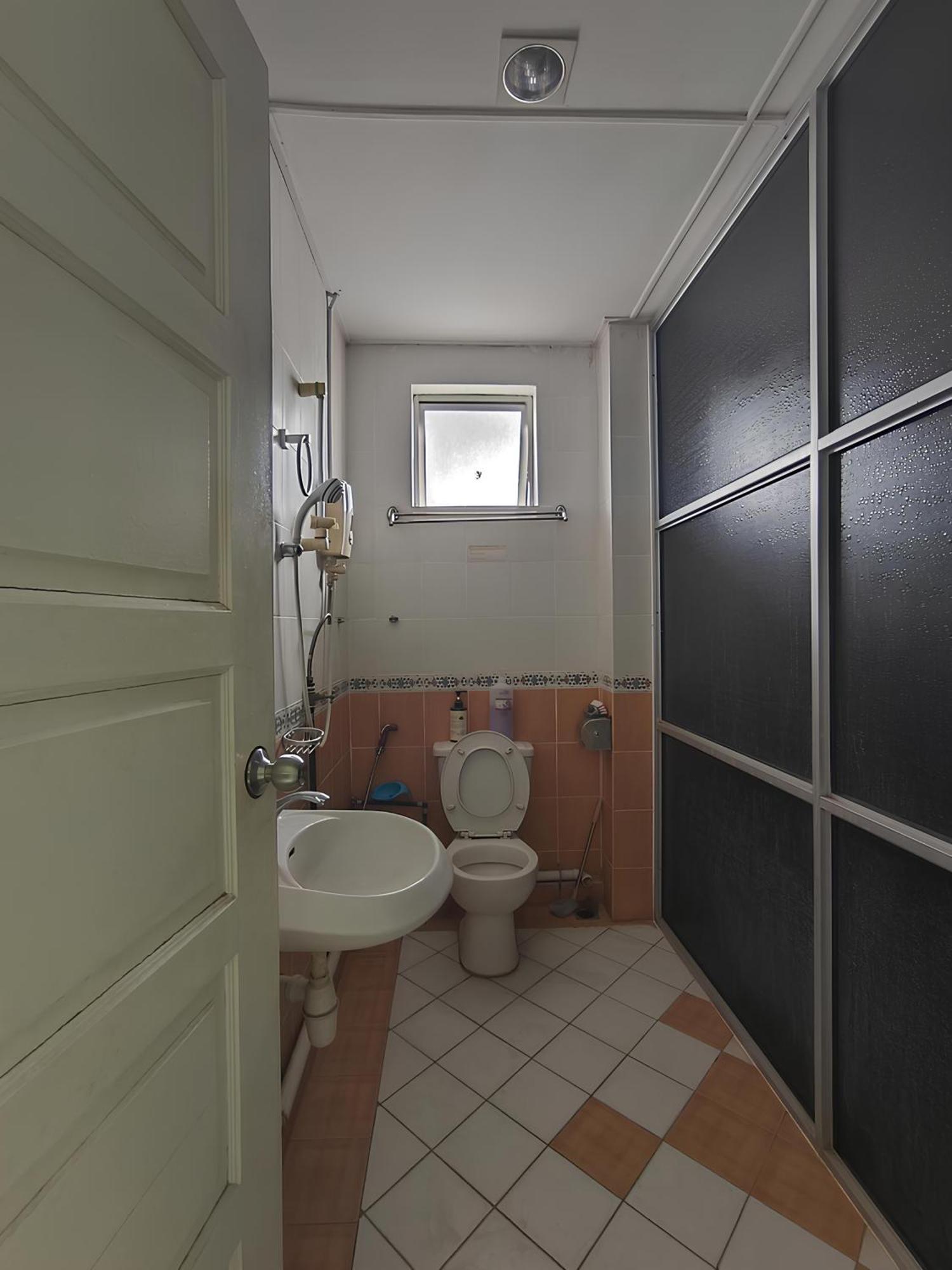 Natol Homestay - Kuching Home Penthouse Airport Road Экстерьер фото