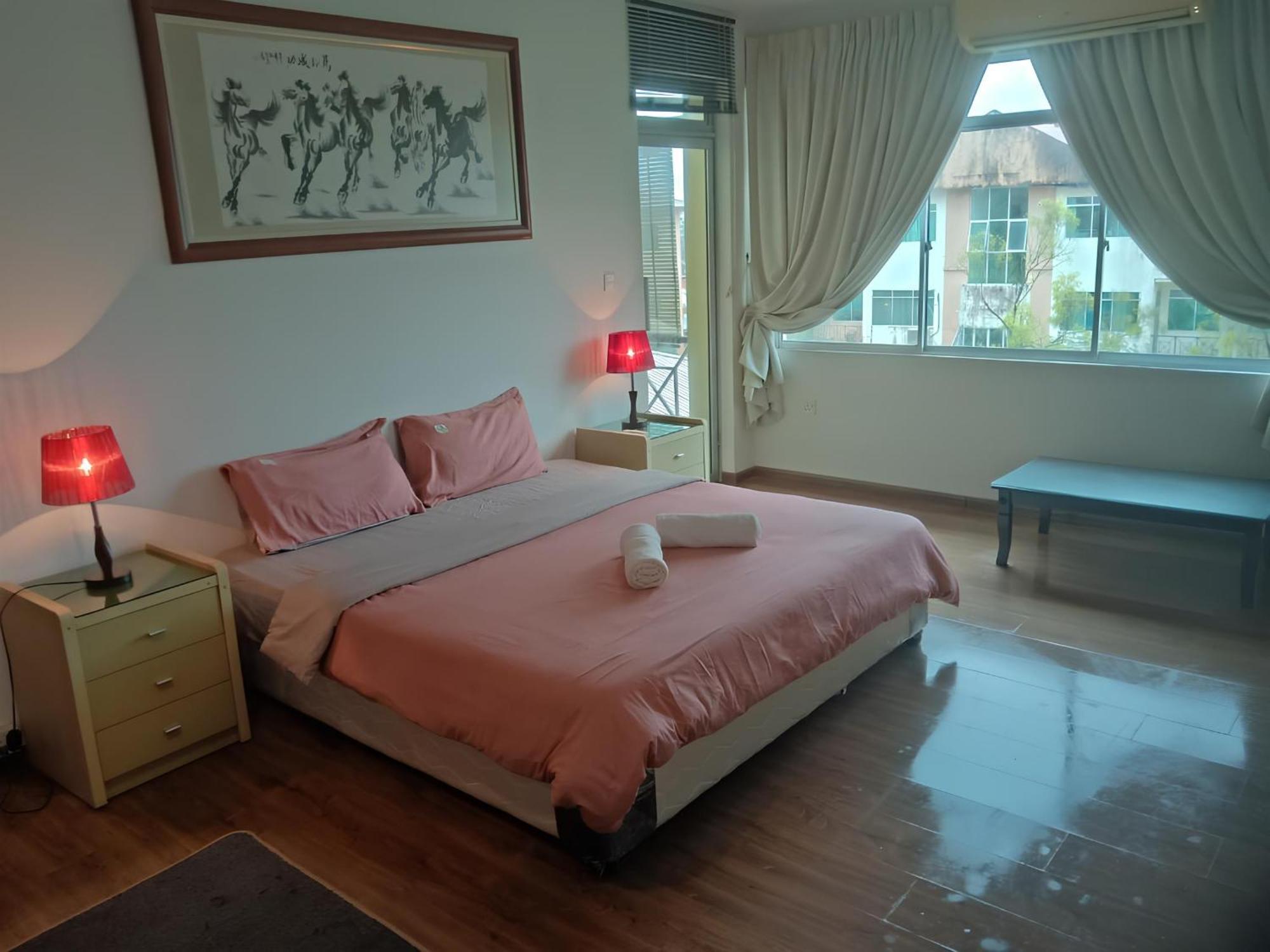 Natol Homestay - Kuching Home Penthouse Airport Road Экстерьер фото